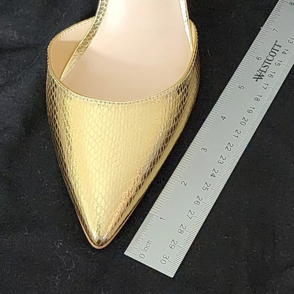 Jessica Simpson Gold Stiletto Heels - Picture 7 of 8